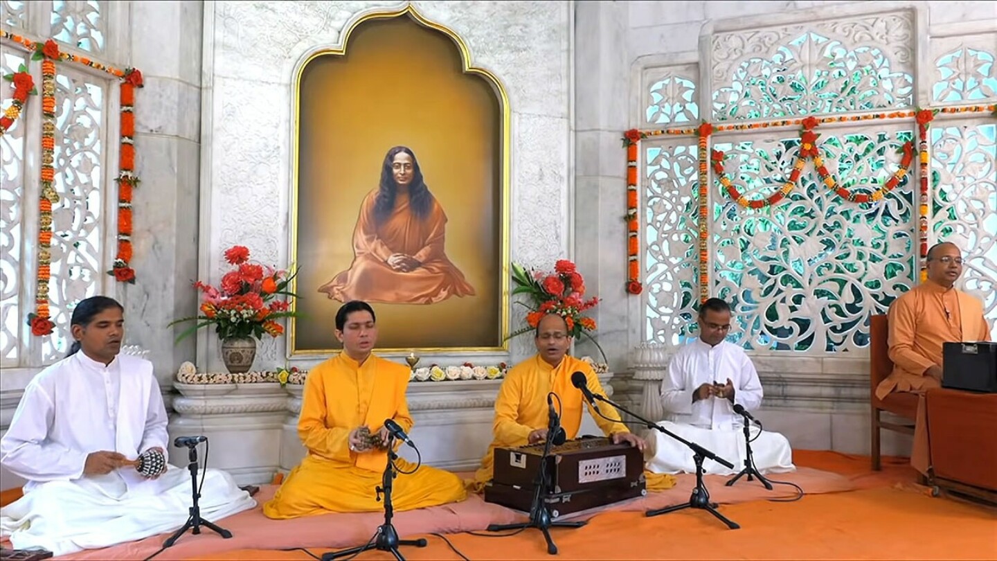 Yss Smriti Mandir Meditation With Kirtan 1280X720 V13